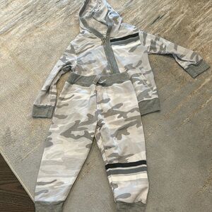 Cozii 18-24 month matching pant and zip up. Grey camo